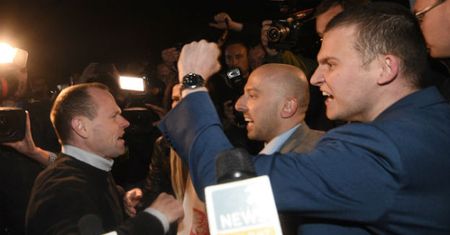 PiS przekonywało, że to PO wysłała Hadacza, by zaatakował Dudę. Prokuratura umorzyła śledztwo