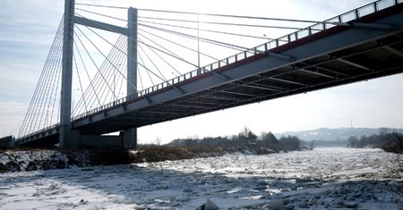IMGW ostrzega: zaczynają się roztopy