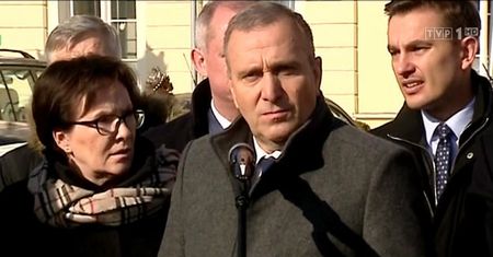 Sztuka wycinania. Ewa Bugała z "Wiadomości" zmanipulowała relację z konferencji PO