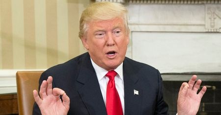 Trump potępił na Twitterze wystąpienia neonazistów