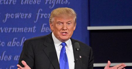 Ujawniono kompromitujące nagranie Trumpa. Kandydat republikanów przeprasza i atakuje Clinton