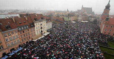 Czarny Protest pod lupą śledczych. Doniesienie złożył ONR
