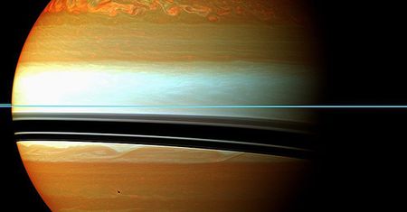 NASA: sonda Cassini zaobserwowała niezwykłą burzę na Saturnie