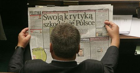 Wiesław Dębski: tym żyje nasza polityka. Polsce grozi katastrofa?