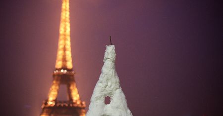 W Francji wciąż zakłócenia pogodowe, ale ruszyły pociągi Eurostar i Thalys