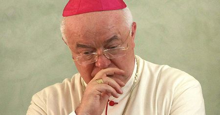 Watykan: abp. Wesołowskiemu pozwolono na pewną wolność poruszania się