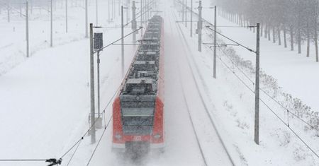 Śnieżyce utrudniły funkcjonowanie lotnisk w Turcji