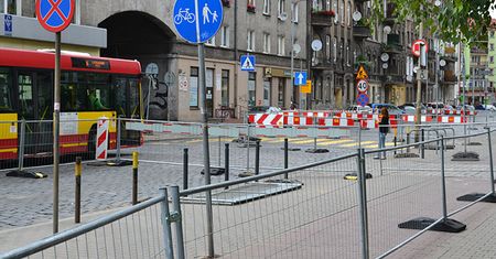 Wrocław: dalszy ciąg wakacyjnych remontów. Autobusy i tramwaje zmienią trasy