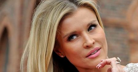 "Top Model": Joanna Krupa kusi nawet w strugach deszczu