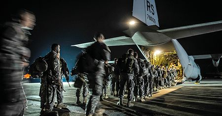 Pajęczyna ze stali - bazy wojsk USA oplatają glob