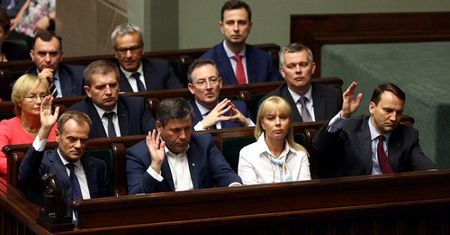 Łukasz Warzecha: koalicja trzeszczy w szwach