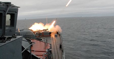 "WSJ": nowe bataliony NATO muszą uniknąć incydentu z Rosją
