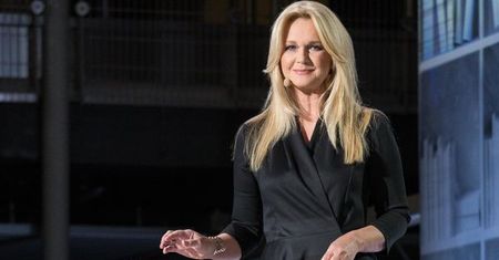 Grażyna Torbicka: co za nogi! Lata lecą, a ona wciąż zachwyca