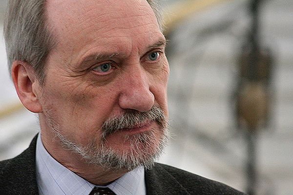 Antoni Macierewicz: apel do prokuratora generalnego ws. śledztwa smoleńskiego