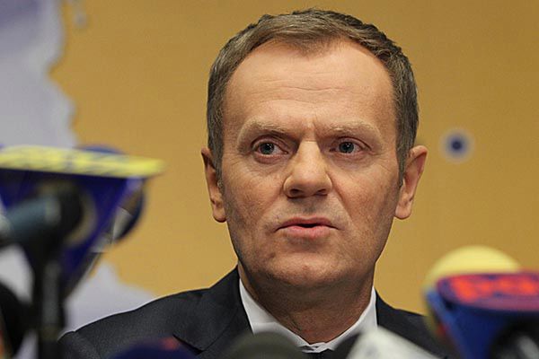 Premier RP Donald Tusk podczas konferencji prasowej w Brukseli