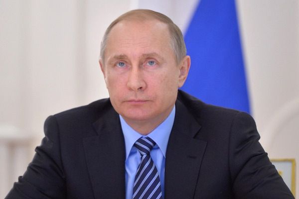 Putin leci do Aten. Co chce osiągnąć?