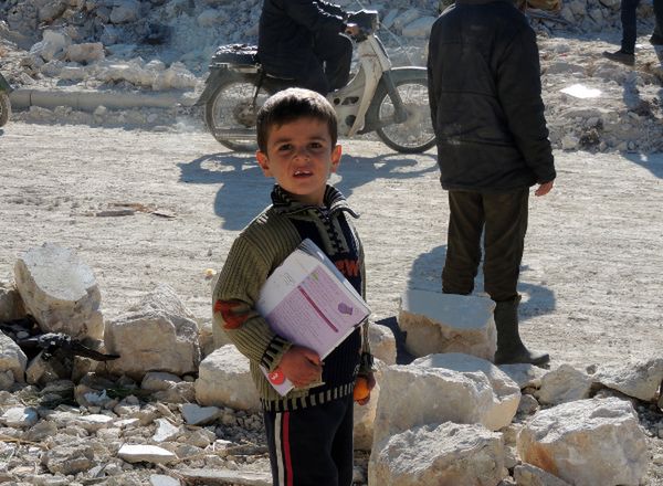 Kolejni chętni na przyjęcie sierot z Aleppo. Na deklaracji się jednak kończy.