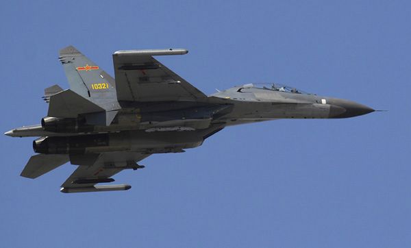 Chiński myśliwiec Su-27