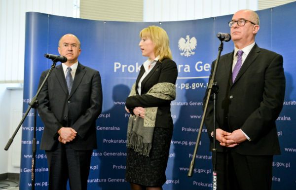 Prokurator generalny Republiki Dominikańskiej Francisco Dominquez Brito (L) oraz prokurator generalny Andrzej Seremet (P) podczas konferencji prasowej w Warszawie