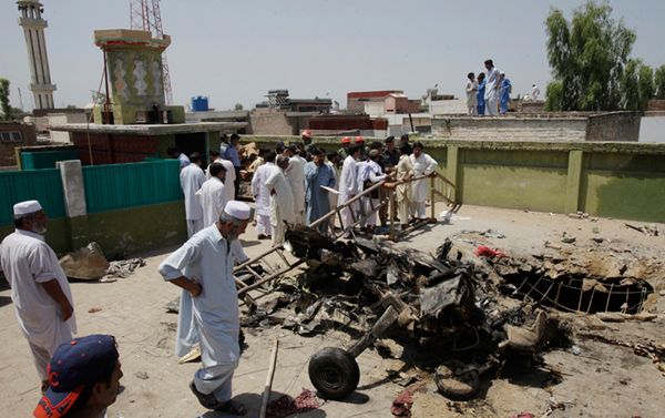 Katastrofa w Pakistanie - dwa samoloty zderzyły się w powietrzu