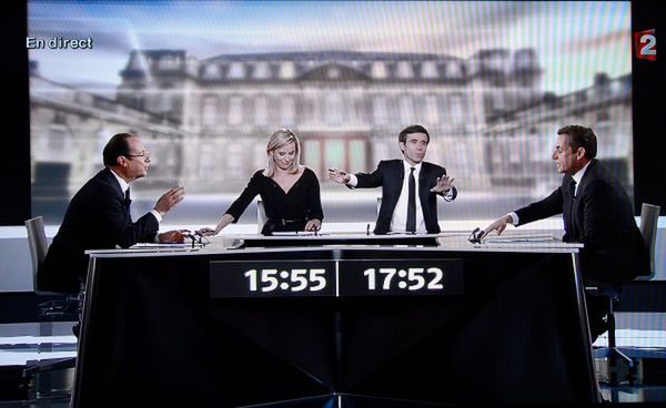 Ostry pojedynek na słowa w debacie telewizyjnej między Sarkozym a Hollande'em