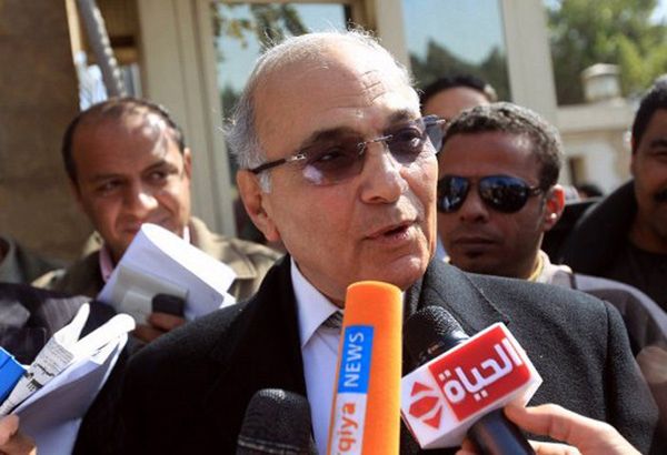 Były premier Egiptu Ahmed Szafik i synowie Mubaraka uniewinnieni w aferze korupcyjnej