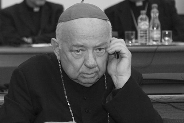 Biskup Jan Szlaga nie żyje