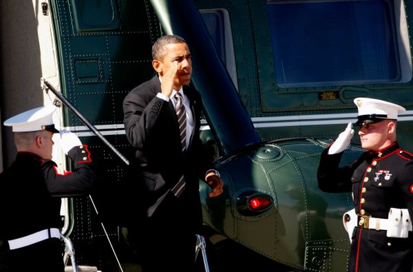 Przechwycili samolot w pobliżu śmigłowca Obamy