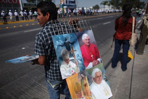 Benedykt XVI przybył z wizytą do Meksyku