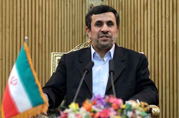 Ahmadineżad: Iran może zniweczyć każdy atak na jego instalacje jądrowe