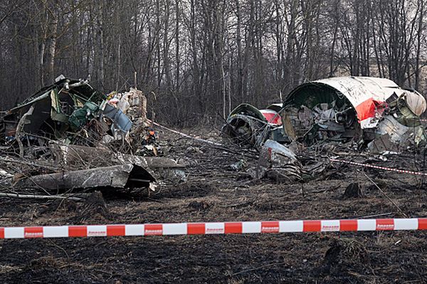 Katastrofa smoleńska. Antoni Macierewicz: prokuratura ma wiedzę o dwóch wybuchach