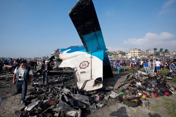Katastrofa samolotu w Nepalu - 19 osób nie żyje