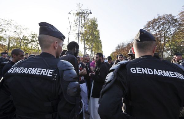 Francja: śledztwo po antyamerykańskiej manifestacji w Paryżu