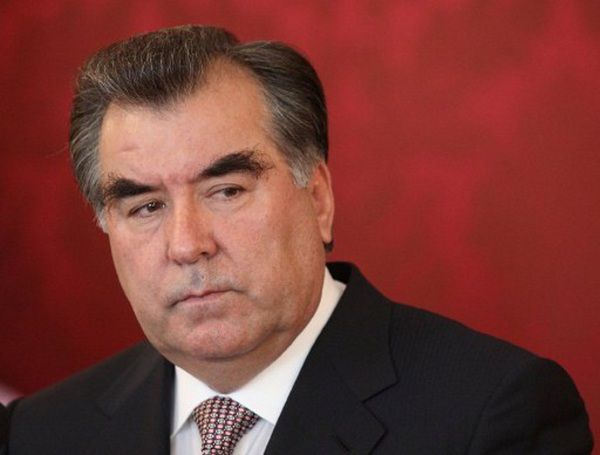 Tadżykistan: letnia obława na wrogów prezydenta