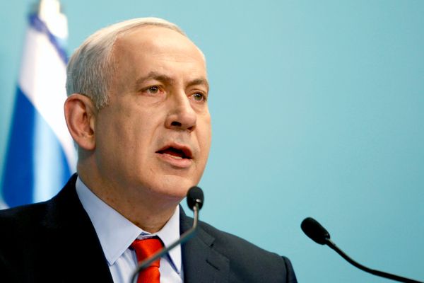 Benjamin Netanjahu zaprosił Mahmuda Abbasa do Knesetu