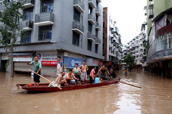 Chińskie władze cenzurują negatywne komentarze o powodzi