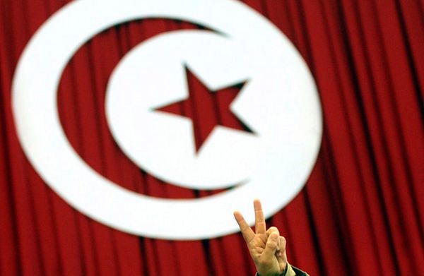 Żona b. prezydenta Tunezji wydała wspomnienia, w których broni męża