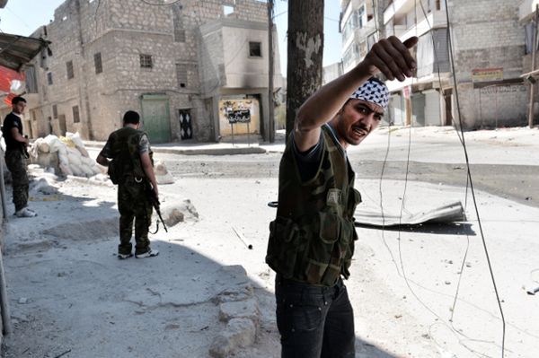 Nad Damaszkiem zrzucono ulotki z apelem do opozycji o złożenie broni