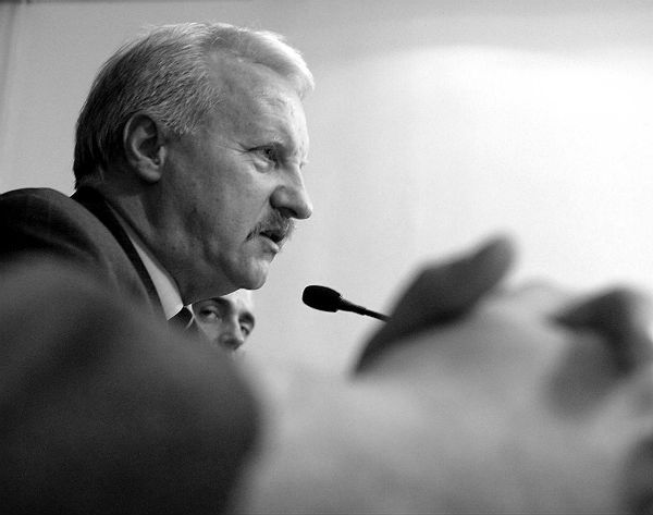 Jarosław Kaczyński: gen. Petelicki za dużo wiedział i był na liście osób zagrożonych