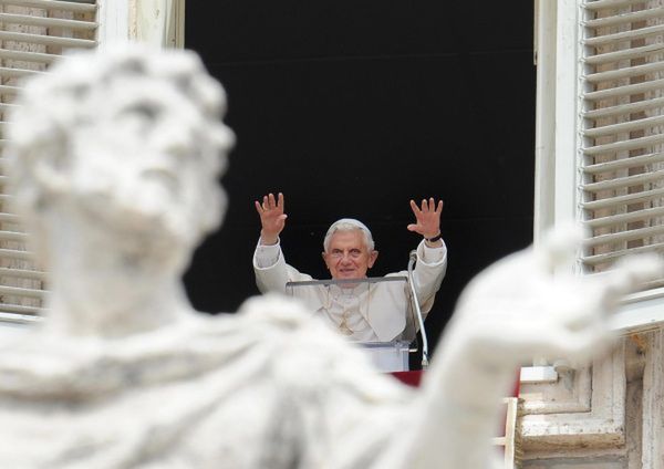 Benedykt XVI apeluje o przerwanie masakr cywilów i odwagę negocjacji