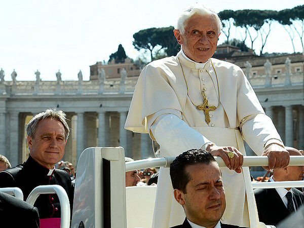 Benedykt XVI zaniepokojony wypaczaniem wizerunku Watykanu