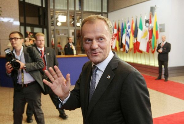 Tusk wrócił wcześniej ze szczytu UE, bo pilotom kończył się czas pracy