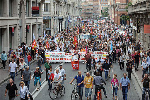 Francuzi protestują przeciwko reformie emerytalnej