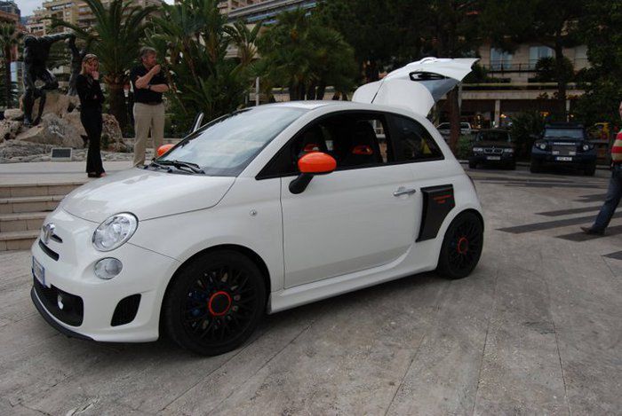 Fiat 500 jak Ferrari