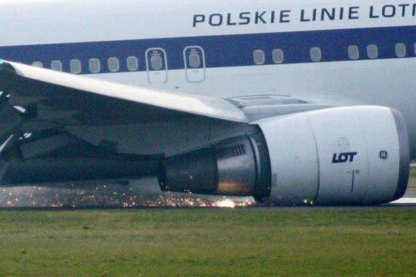 Awaryjne lądowanie Boeinga - nowe szokujące ustalenia