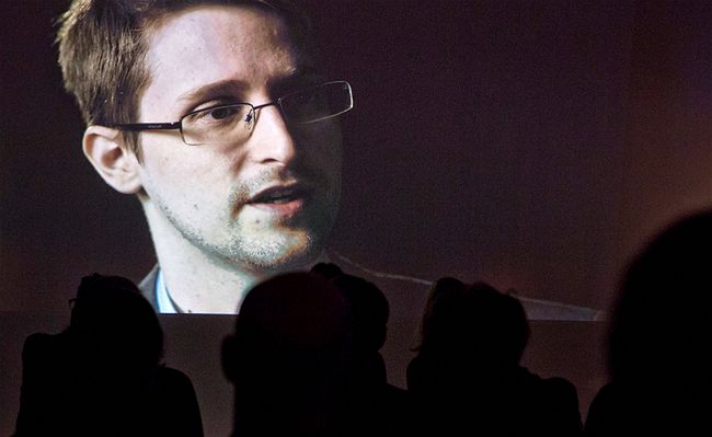 Snowden chce azylu w Szwajcarii. "To świetny wybór, bo jest neutralna"