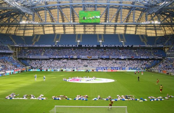 Jacek Jaśkowiak chce sprzedać stadion Lechowi Poznań