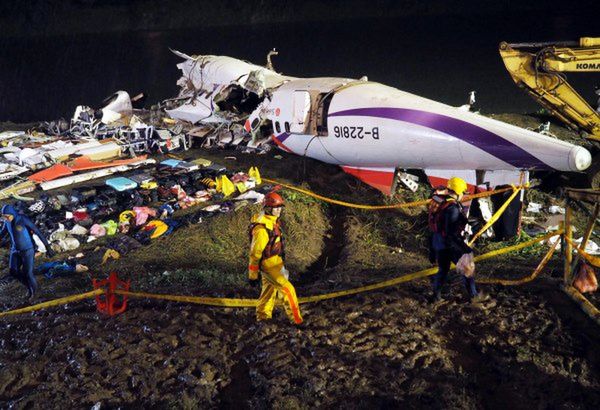 Do 31 wzrosła liczba ofiar katastrofy samolotu na Tajwanie. Wśród uratowanych 2-latek