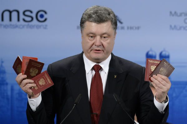 Poroszenko: Ukraina chce zawieszenia ognia bez warunków wstępnych