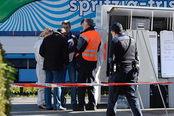 Szwajcaria: na parkingu znaleziono ciała trzech osób. Najprawdopodobniej zostały zastrzelone